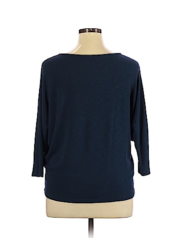 Laila Jayde Short Sleeve Blouse (view 2)