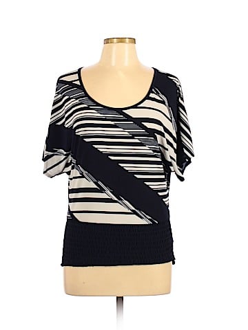 Agenda Short Sleeve Top (view 1)