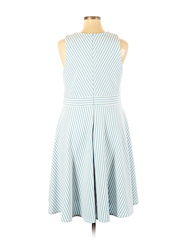 Hutch Casual Dress (view 2)