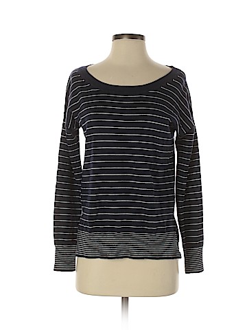 Gap Pullover Sweater (view 1)