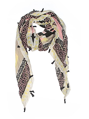 Kendall & Kylie Scarf (view 1)