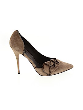 Elizabeth and James Size 10
