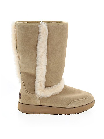 Ugg Australia Boots (view 1)