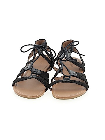 Old Navy Sandals (view 2)