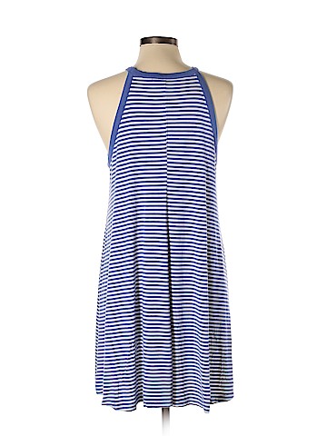 Old Navy Casual Dress (view 2)