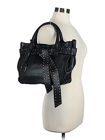 Innue Leather Shoulder Bag (view 2)