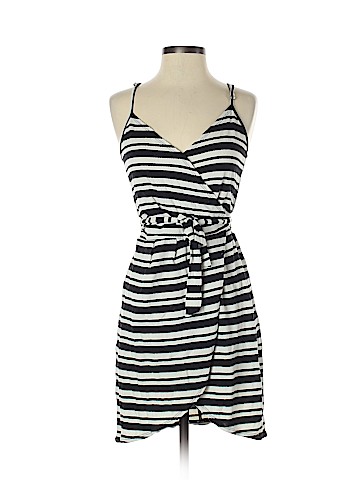 Universal Thread Casual Dress (view 1)