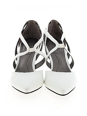 Life Stride Heels (view 2)