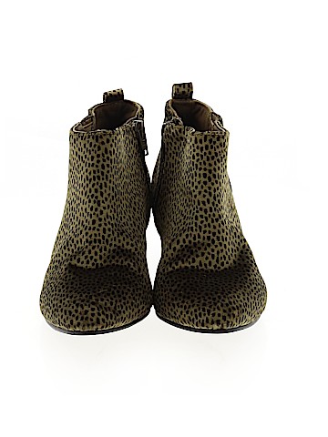 Old Navy Ankle Boots (view 2)