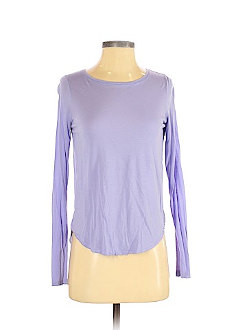 Vince. Long Sleeve T-Shirt (view 1)