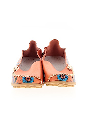 Unbranded Flats (view 2)