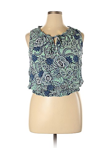 a.n.a. A New Approach Sleeveless Blouse (view 1)