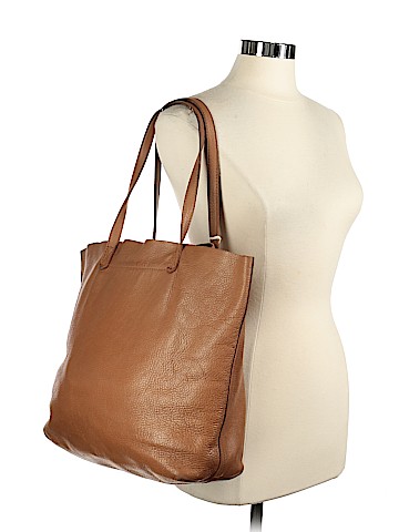 Cuyana Leather Tote (view 2)