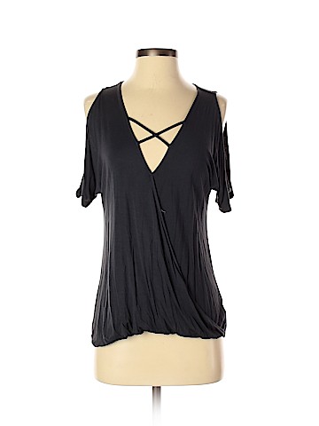 American Eagle Outfitters Short Sleeve Top (view 1)