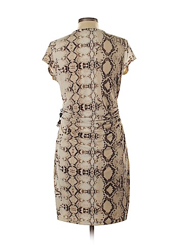 Jennifer Lopez Casual Dress (view 2)