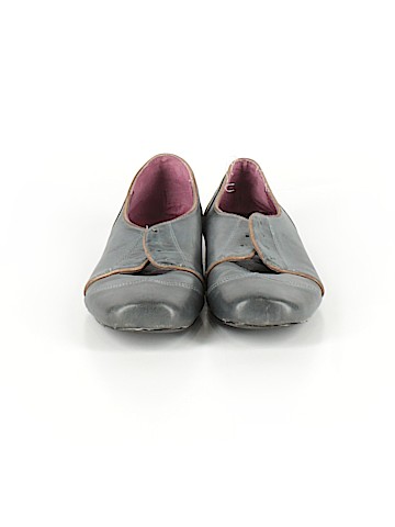 Kensie Flats (view 2)