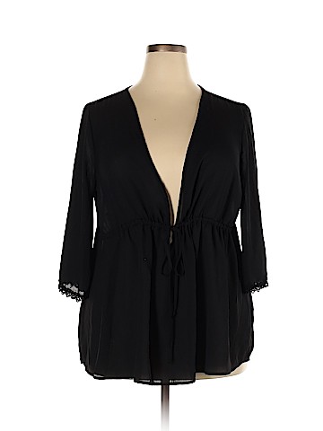 Torrid 3/4 Sleeve Blouse (view 1)