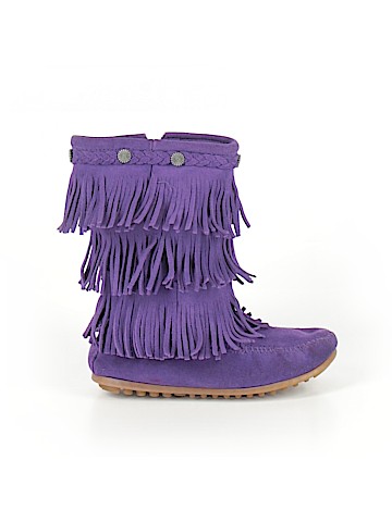 Minnetonka Boots (view 1)