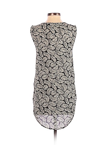 H&M Sleeveless Blouse (view 2)