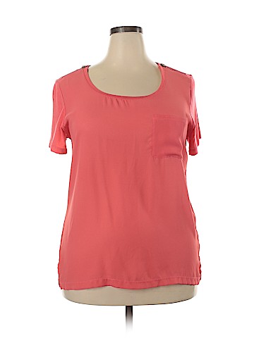 Kenar Short Sleeve Top (view 1)