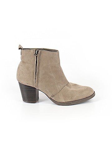Old Navy Ankle Boots (view 1)