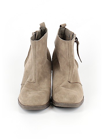 Old Navy Ankle Boots (view 2)