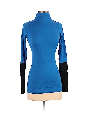 Lululemon Athletica Wool Pullover Sweater (view 1)