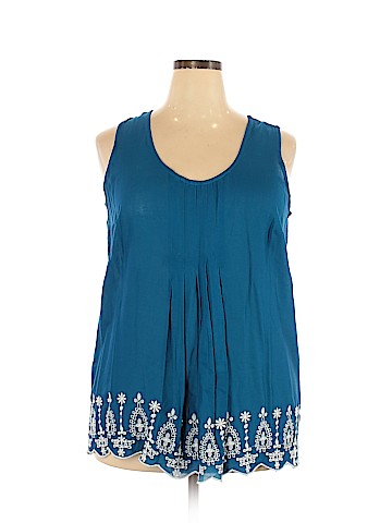 Woman Within Sleeveless Blouse (view 2)