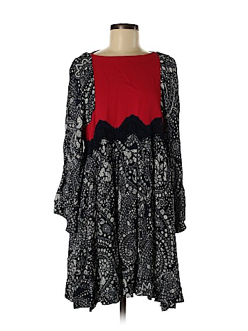 Chloé Casual Dress (view 1)