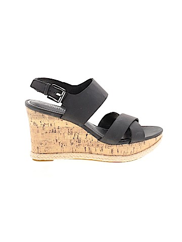 American Living Wedges (view 1)