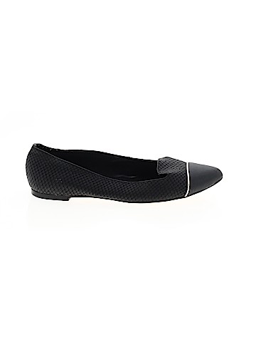 Calvin Klein Flats (view 1)