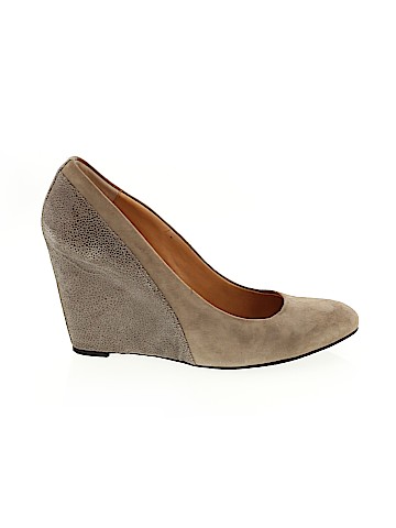 Audrey Brooke Wedges (view 1)