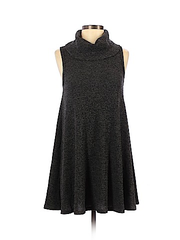 American Eagle Outfitters Casual Dress (view 1)