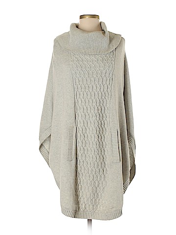 CAbi Poncho (view 1)