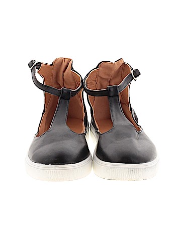 Unbranded Flats (view 2)