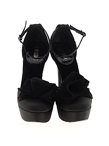 Colin Stuart Heels (view 2)