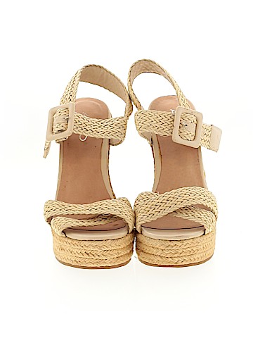 Aldo Wedges (view 2)