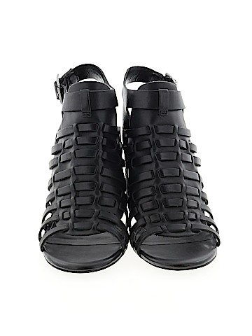 Very Volatile Heels (view 2)