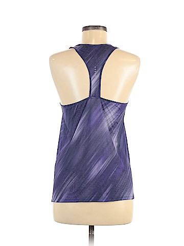 Nike Active T-Shirt (view 2)