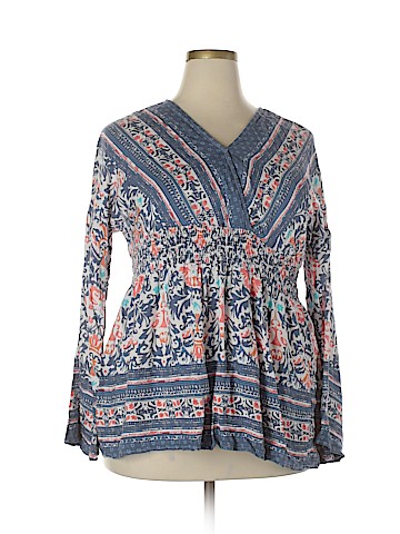 Weekend Suzanne Betro Long Sleeve Blouse (view 1)