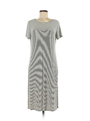 Old Navy Casual Dress (view 1)