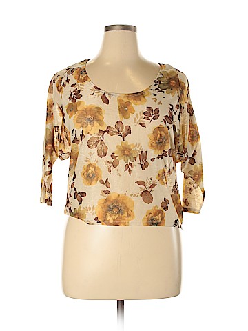 Charlotte Russe 3/4 Sleeve Blouse (view 1)