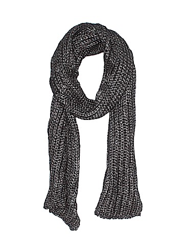 Vincent Pradier Scarf (view 1)