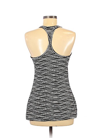 Nike Active T-Shirt (view 2)