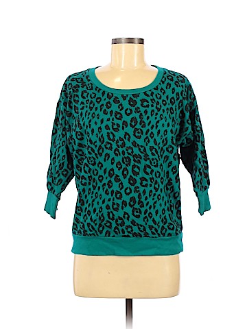 Forever 21 Pullover Sweater (view 1)