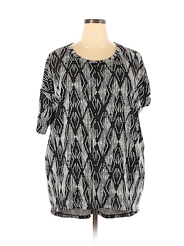 Lularoe Short Sleeve Top (view 1)