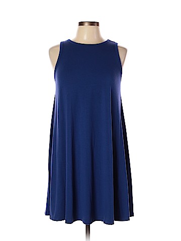 Old Navy Casual Dress (view 1)
