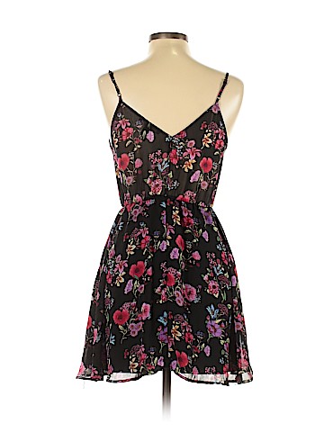 Forever 21 Casual Dress (view 2)