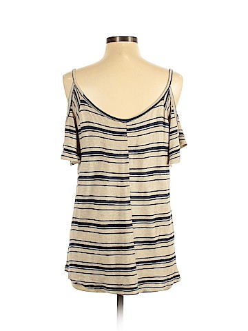 Lush Short Sleeve Top (view 2)