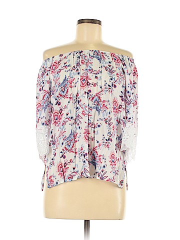 Soho JEANS NEW YORK & COMPANY 3/4 Sleeve Blouse (view 1)